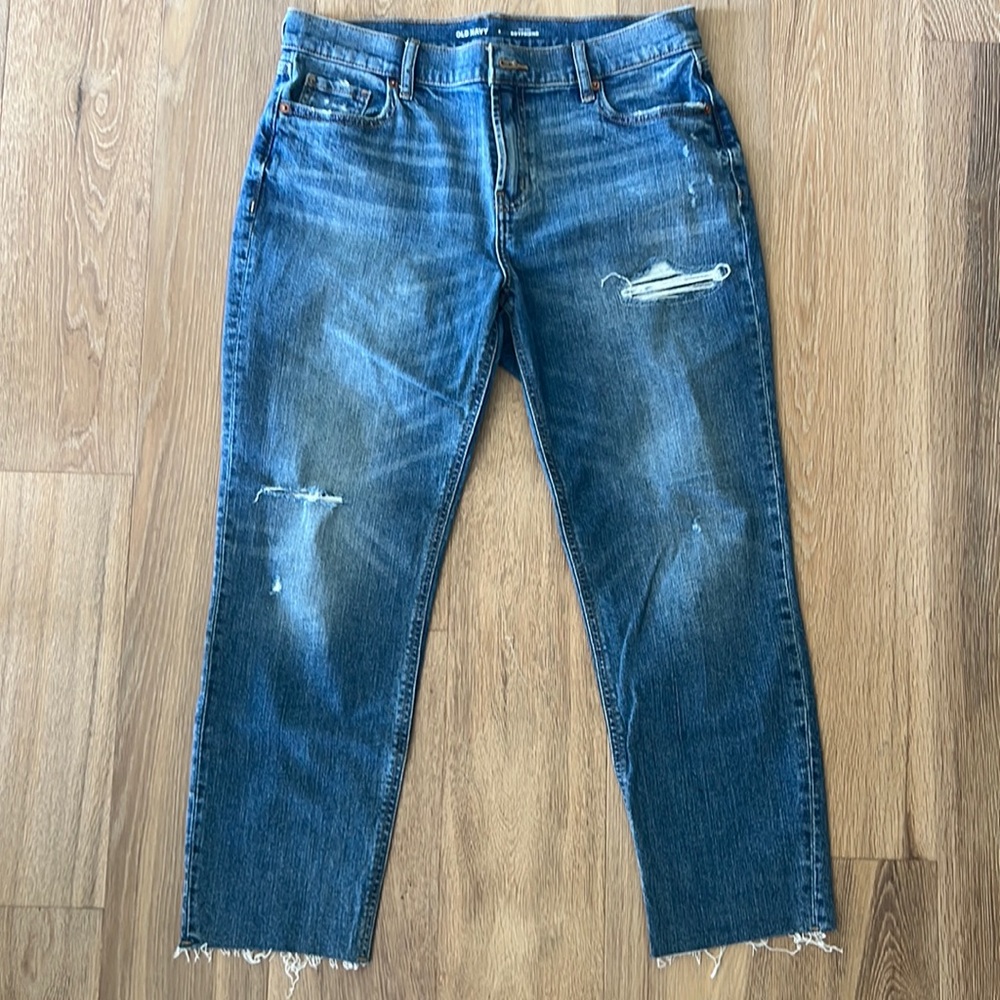 Old Navy Mid Rise Boyfriend 6